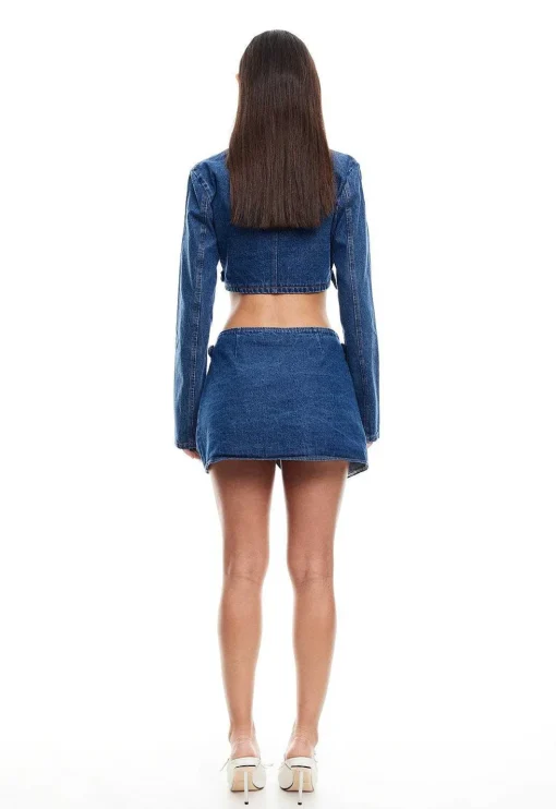 Anja Crop