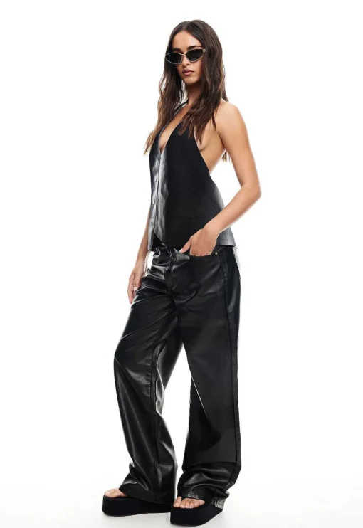 Hills Halter